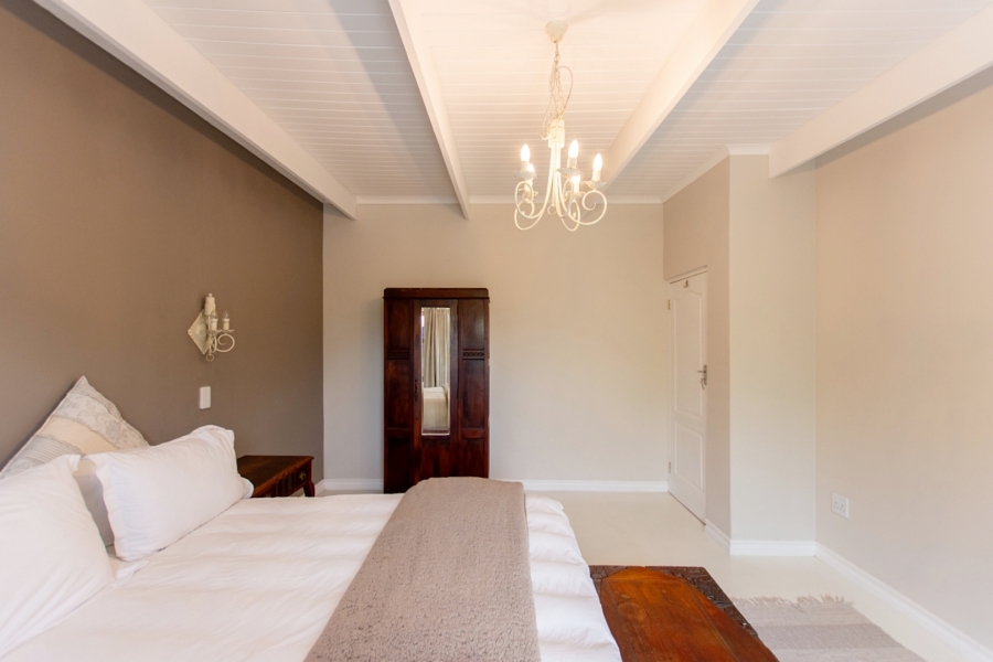 7 Bedroom Property for Sale in Paternoster Western Cape